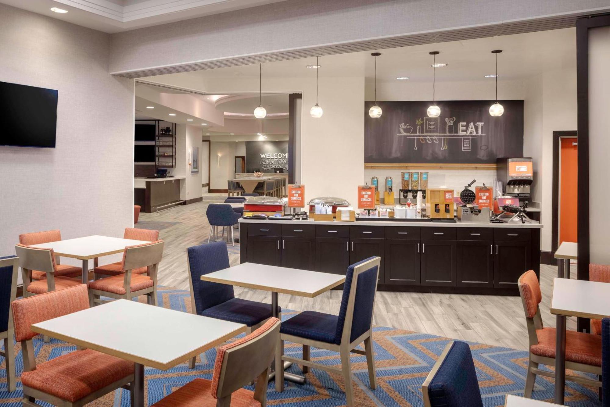 Hampton Dc - Convention Center Hotel 3*